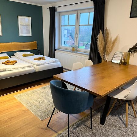Moderne Stadtwohnung In Zentrumsnaher Lage 파더본 외부 사진